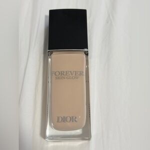 Dior 24H Wear FOREVER GLOW FOUNDATION 2WP NEW!!